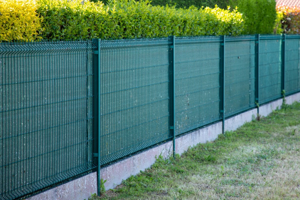Siatka cieniująca/osłonowa na ogrodzenie lub balkon 1.5m x50m 150g zielona