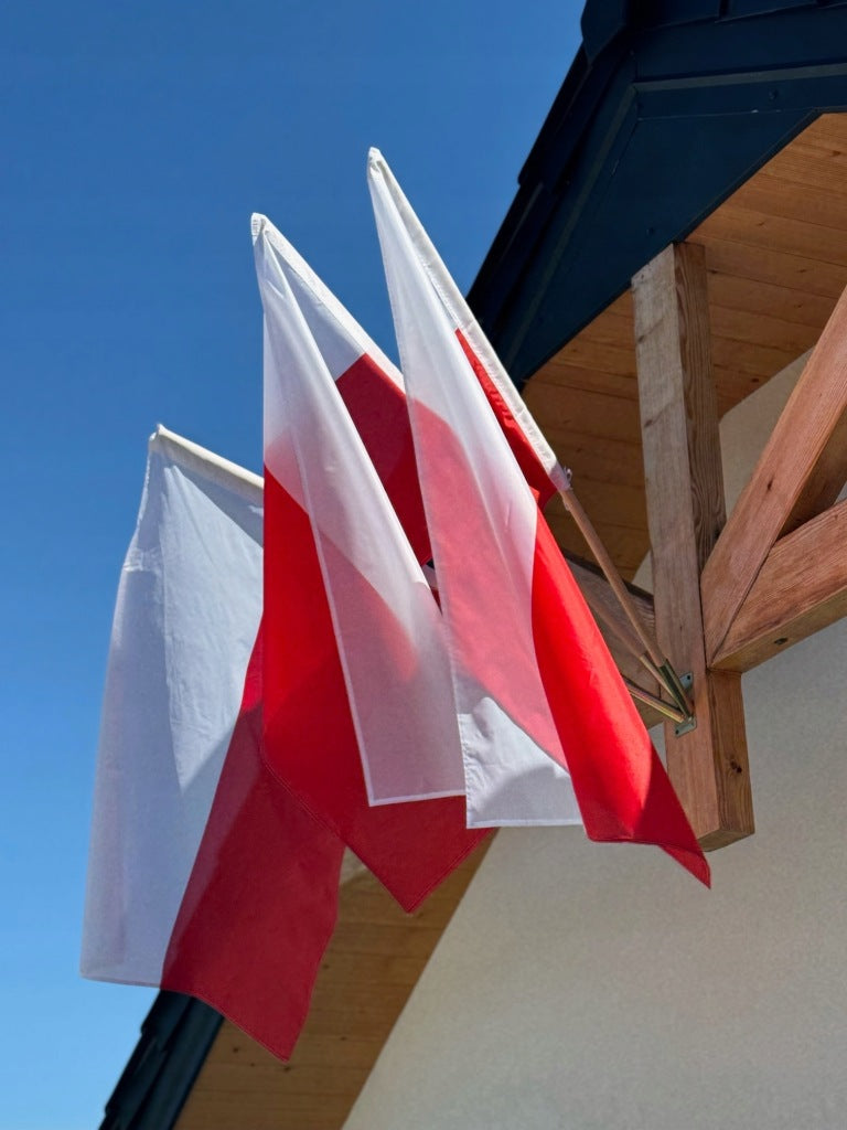 Flaga Flagi Polski 150x90cm z kijem i uchwytem ocynk potrójny komplet