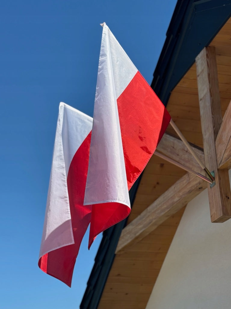 Flaga Flagi Polski 150x90cm z kijem i uchwytem ocynk podwójny komplet