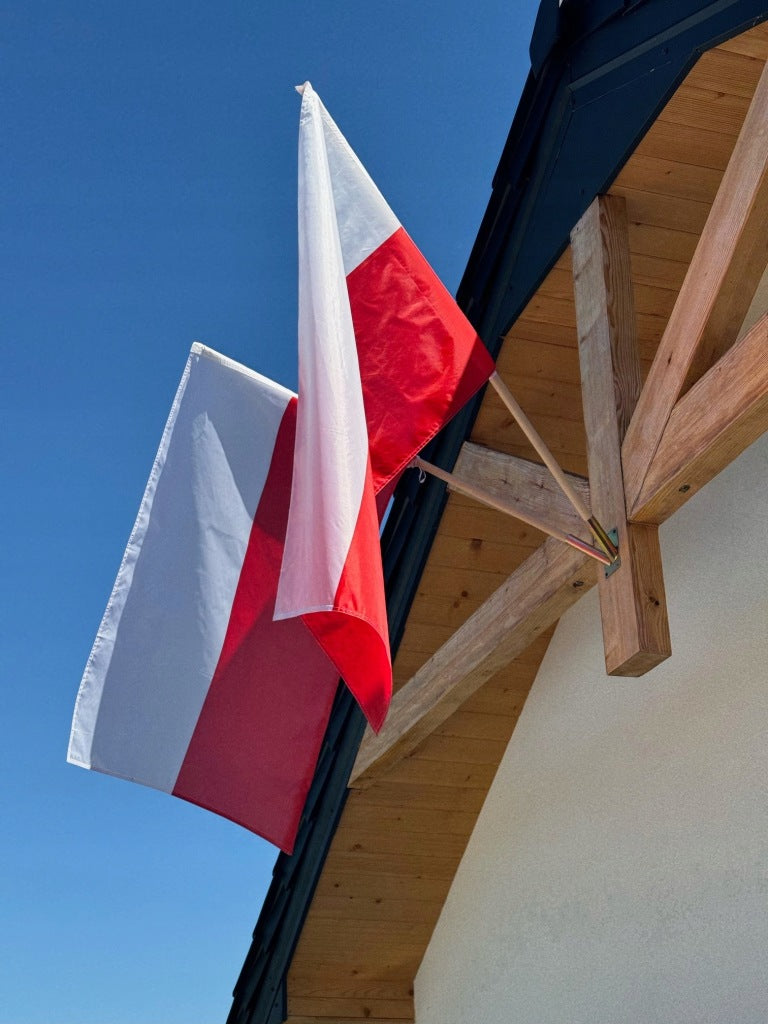Flaga Flagi Polski 150x90cm z kijem i uchwytem ocynk podwójny komplet